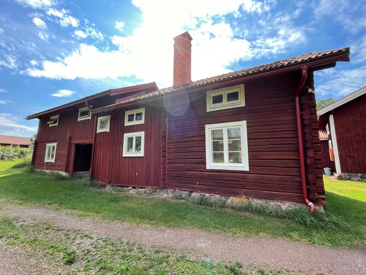 Dalastuga med egen badplats Leksand Exteriör bild